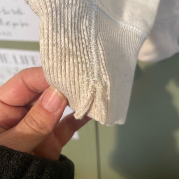 Aerie Downtime Oversized Big Hug V-Neck Sweatshirt Heather Frost Color Sz XXS - Picture 5 of 10